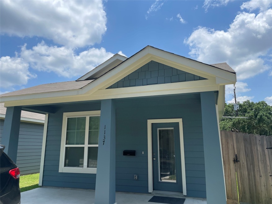 1137 4th St, Rosenberg, TX 77471 - photo 1