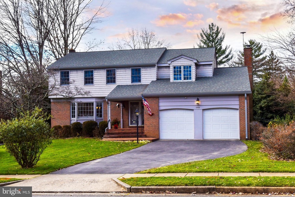 Sold $1,250,000 • Co-Listing Agent