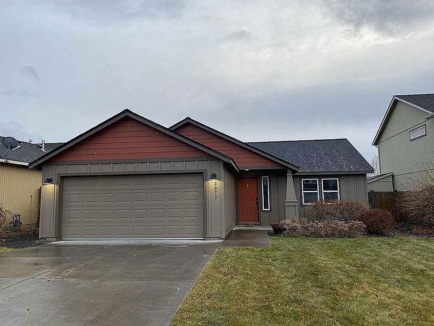 3370 SW Newberry Ave, Redmond, OR 97756 - photo 1