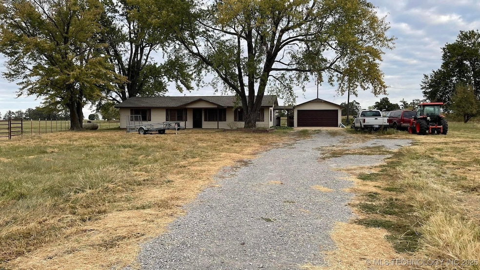 1370 E 580 Rd, Rose, OK 74364 - photo 1