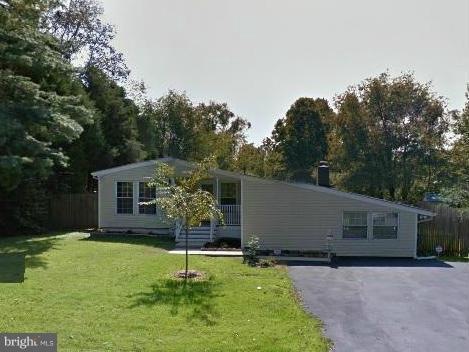 11508 Cherry Grove Dr, North Potomac, MD 20878 - photo 1