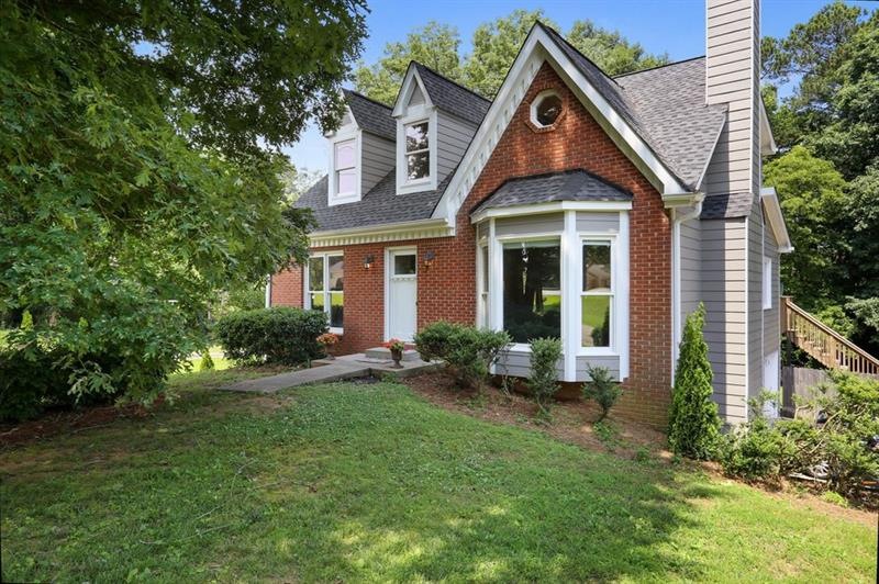 1620 Plunkett Rd, Buford, GA 30519 - photo 1