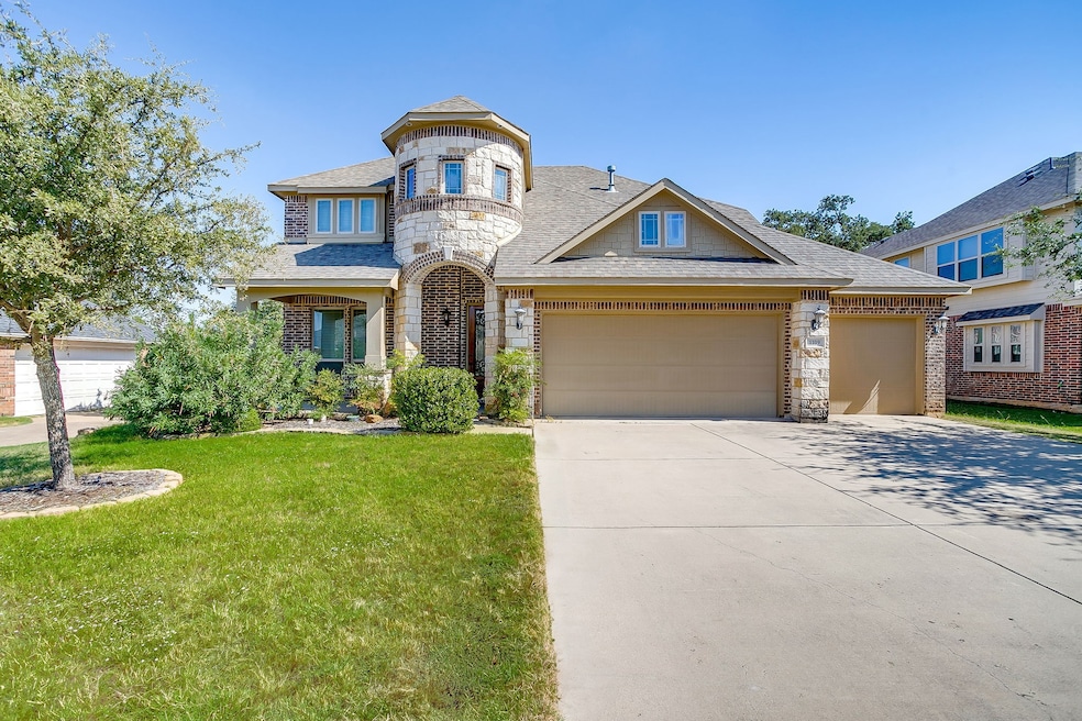 For Sale $480,000 • Co-Listing Agent