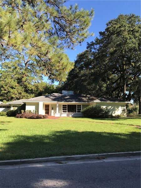 261 W Mount Island Dr, Mobile, AL 36606 - photo 1