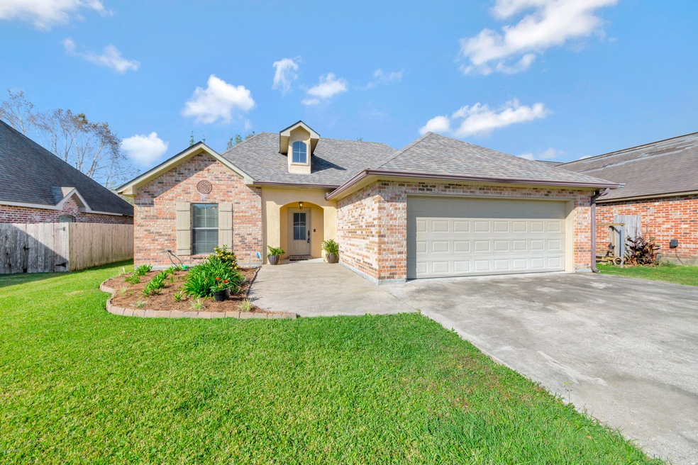 502 Beacon Drive Front