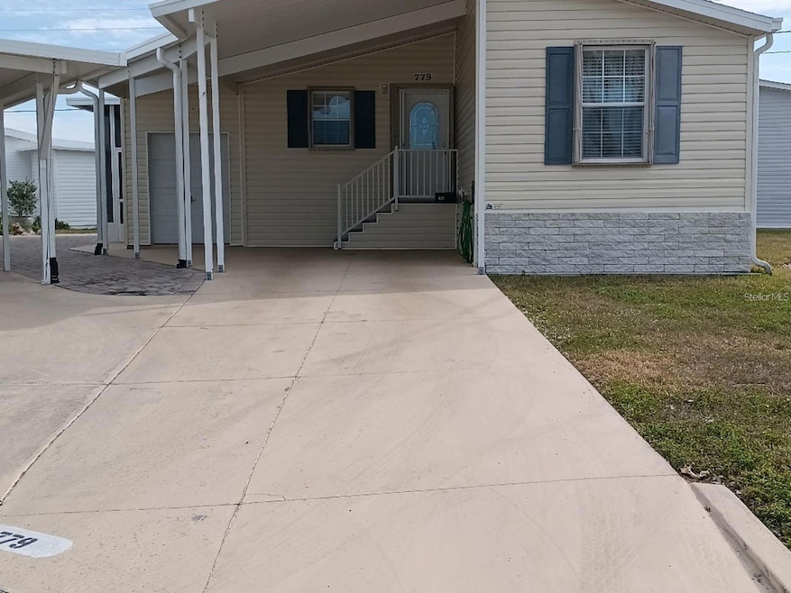 779 N Green Cir, Venice, FL 34285 - photo 1