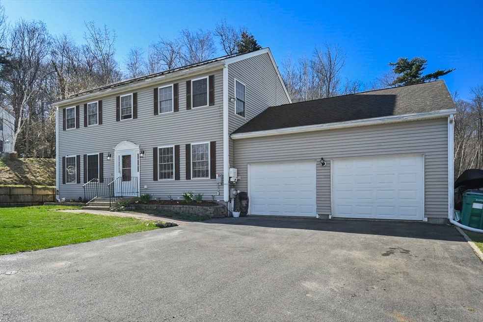 53 Bilotta Way, Fitchburg, MA 01420 - photo 1