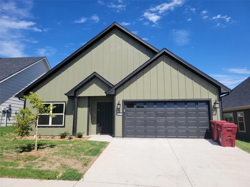 4915 Dry Creek Rd, Sherman, TX 75092 - photo 1