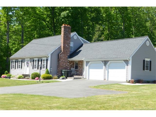 GREAT CURB APPEAL!