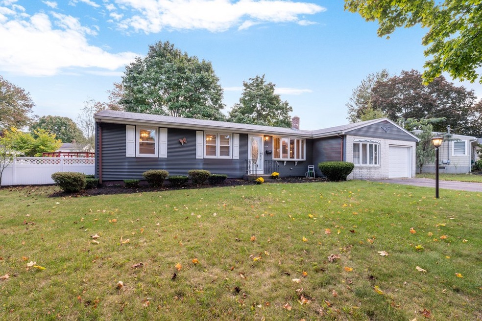 12 Wild Berry Dr, Cranston, RI 02920 - photo 1