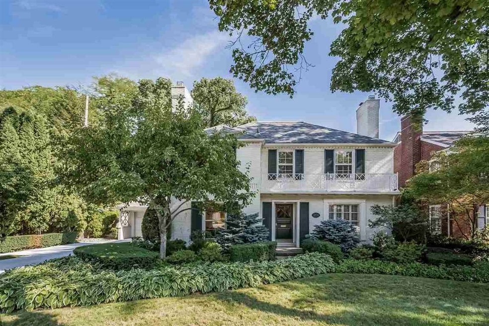 308 Grosse Pointe Blvd, Grosse Pointe Farms, MI 48236 - photo 1