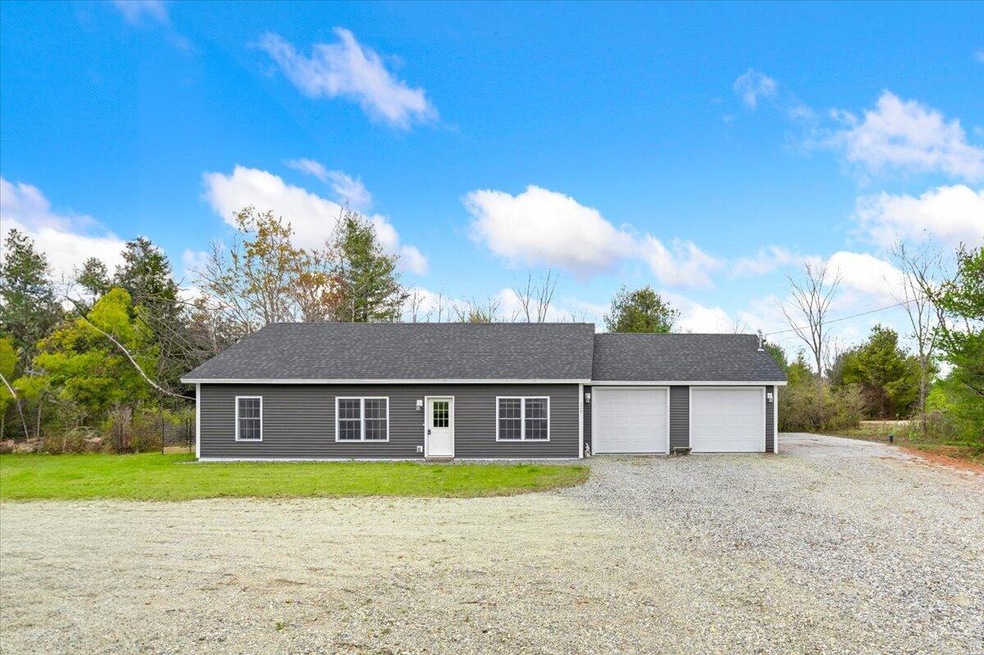 01-525 Lisbon Rd, Sabattus, ME, 04280-01