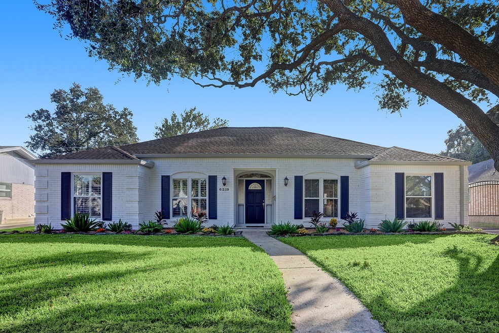 Sold • Co-Listing Agent