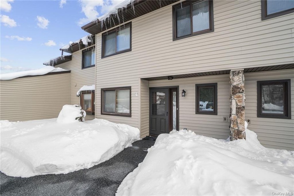 155 Eagleton Dr unit 15E, Monroe, NY 10950 - photo 1