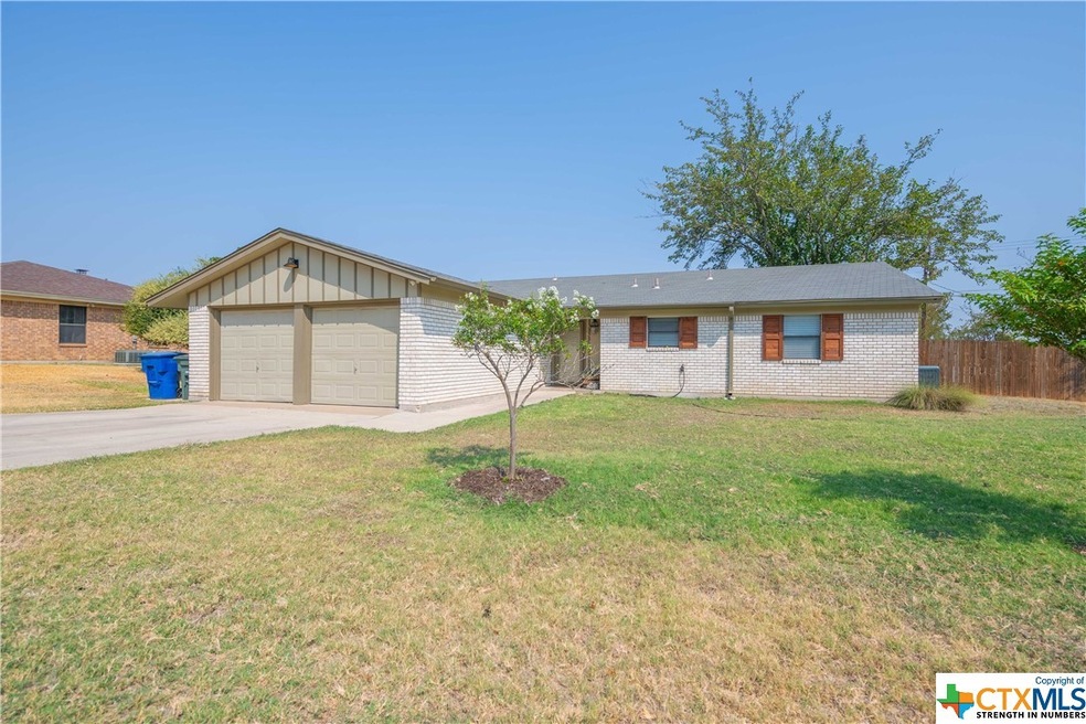 2604 Veterans Ave, Copperas Cove, TX 76522 - photo 1