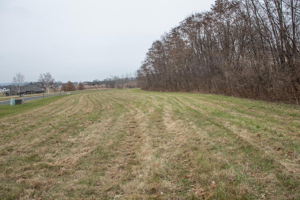 120 Hillwood Dr, Lake City, MN 55041 - photo 1