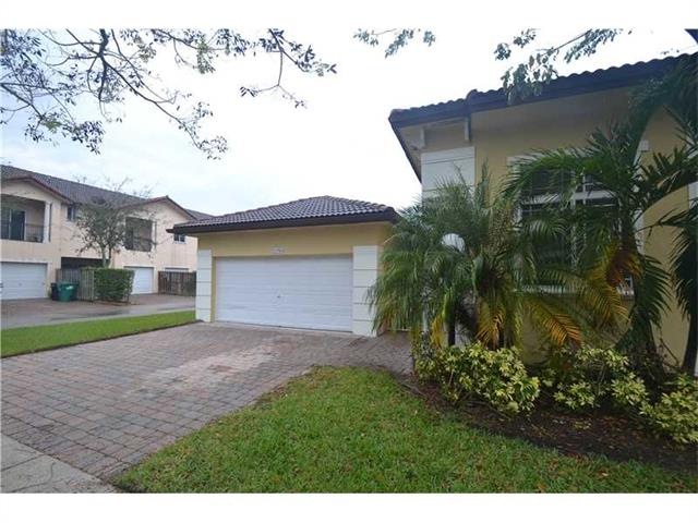 22964 SW 113th Ave, Miami, FL 33170 - photo 1