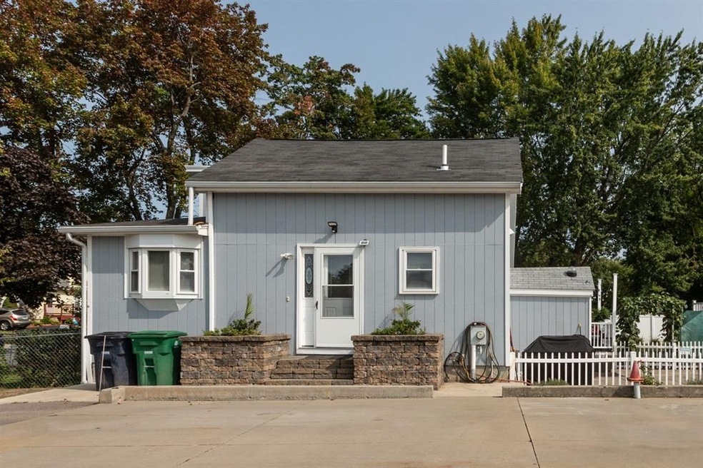 54 Caldwell Rd, Nashua, NH 03060 - photo 1