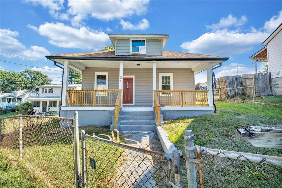1008 11th St SE, Roanoke, VA 24013 - photo 1
