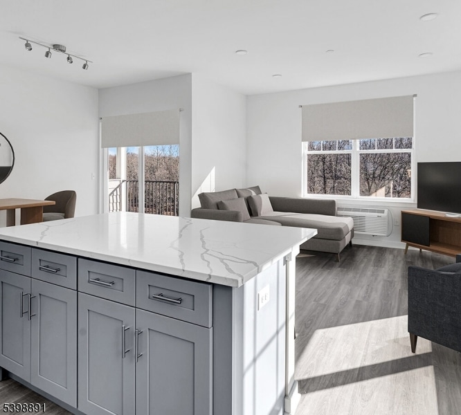 9 Hellers Ln unit 3, Jefferson, NJ 07849 - photo 1