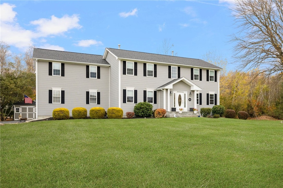 10 W Bluebird Ln, Cranston, RI 02921 - photo 1