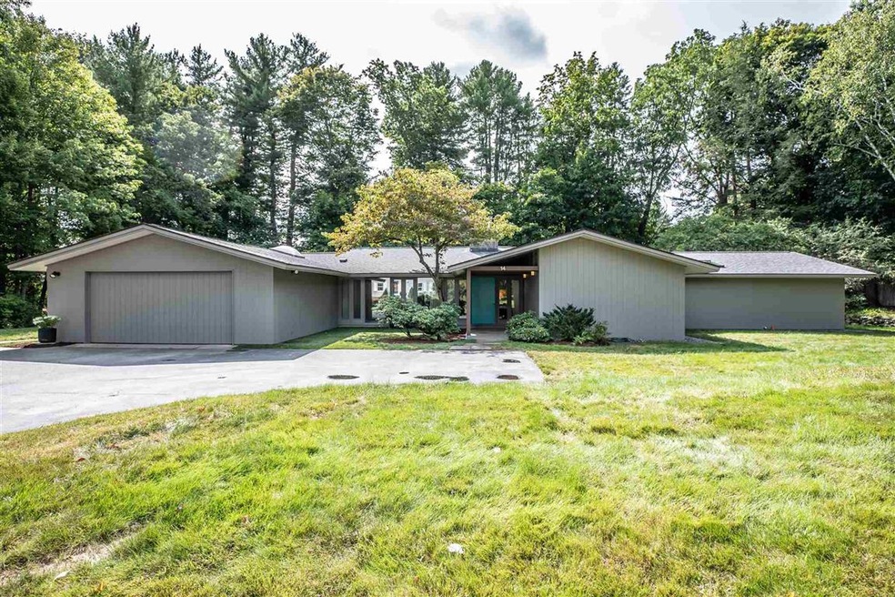 12 Bartlett Ave unit 31, Nashua, NH 03064 - photo 1