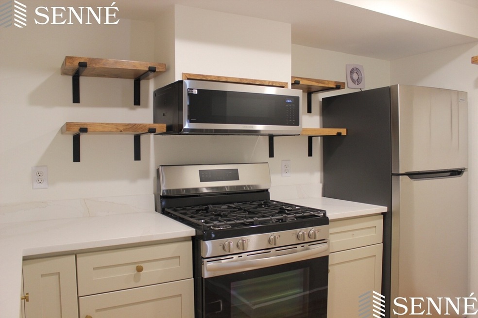 11 Trowbridge St unit B, Cambridge, MA 02138 - photo 1