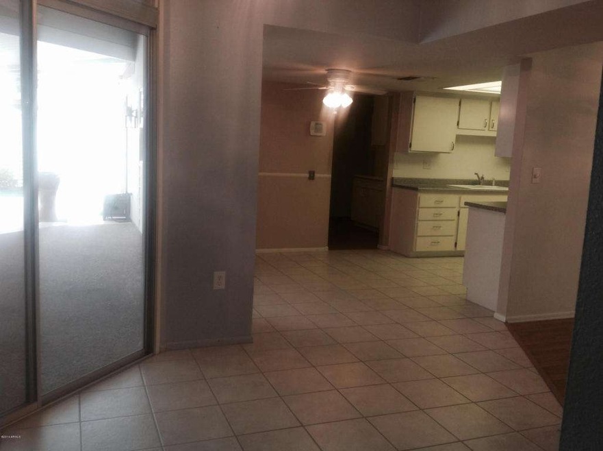 108th_Entry_Kitchen Nook