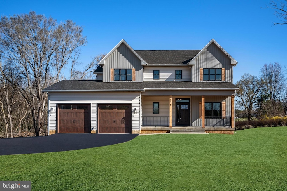 1434 Cloverdale Rd, Charles Town, WV 25414 - photo 1