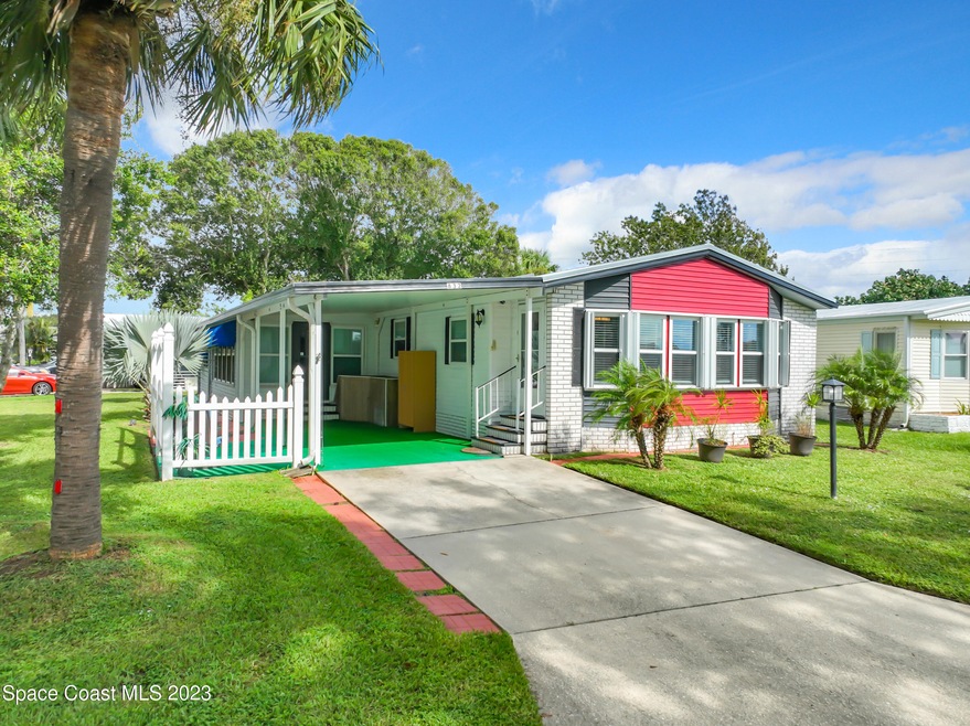 832 Periwinkle Circle-5