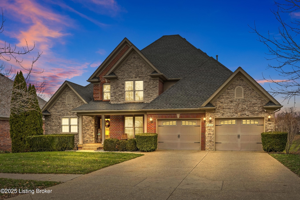 511 Davenport Dr, Louisville, KY 40245 - photo 1