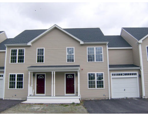138 Beaver St unit 138, Milford, MA 01757 - photo 1