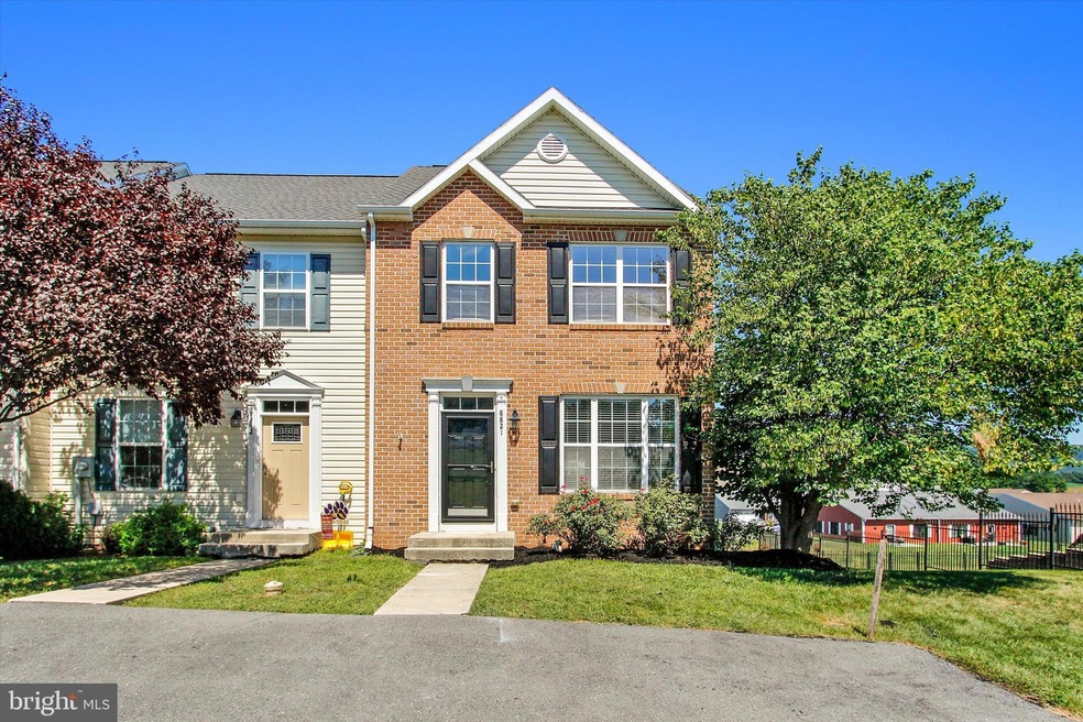 8821 Hillside Way, Waynesboro, PA 17268 - photo 1