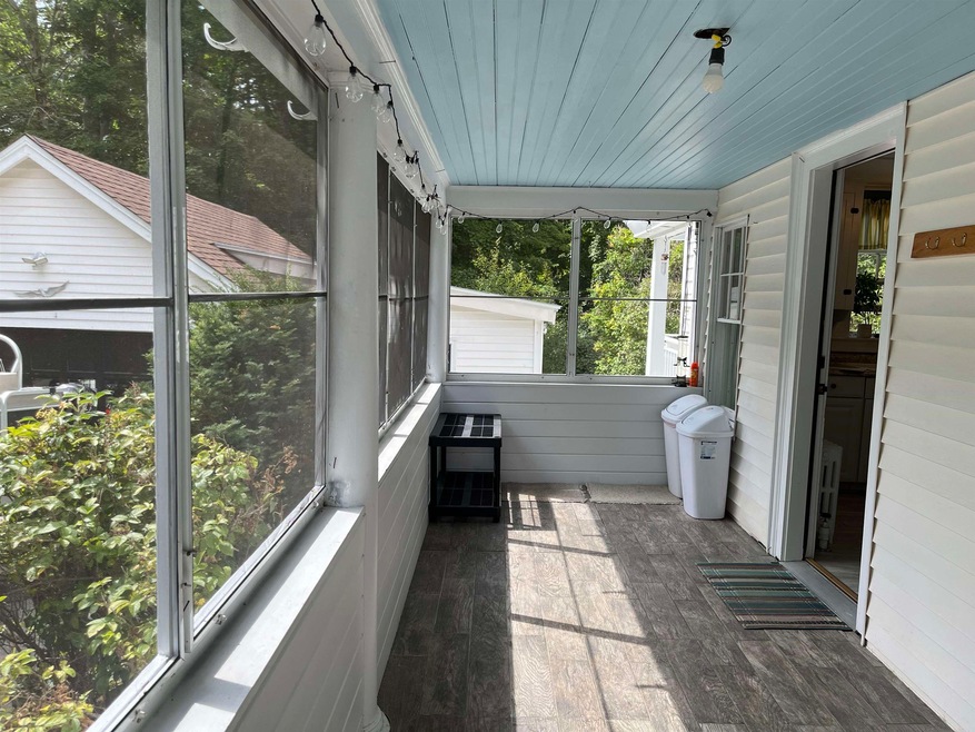 646 N Main St, Wolfeboro, NH 03894 - photo 1