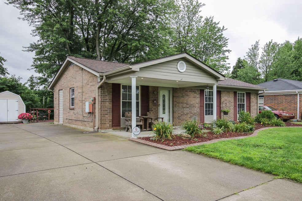 6810 Nalery Way, Louisville, KY 40228 - photo 1