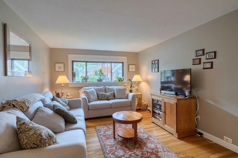 35 Bayview Terrace unit 8, Danvers, MA 01923 - photo 1