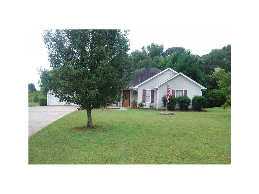 148 Freeman Dr, Maysville, GA 30558 - photo 1