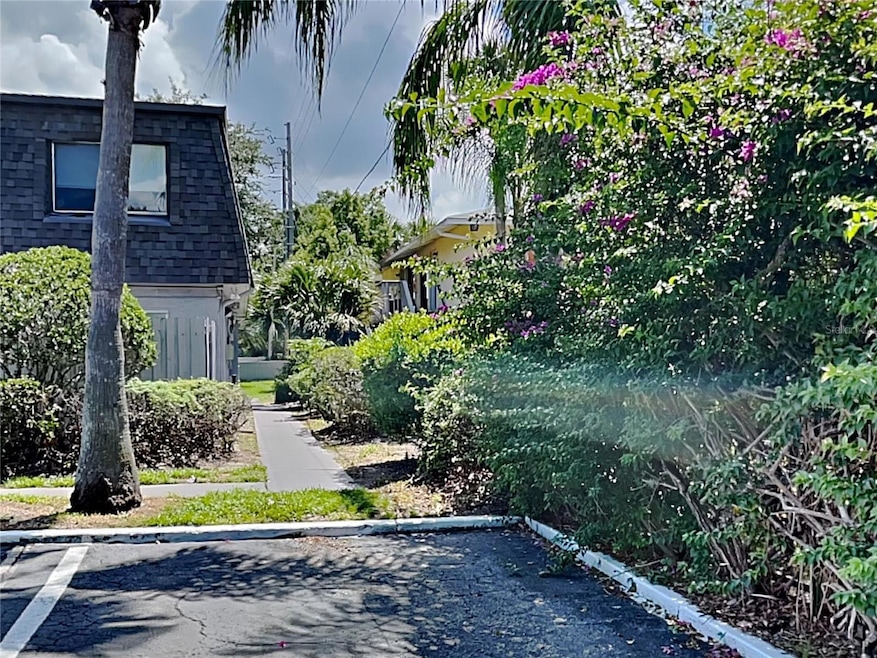 1954 S Conway Rd unit 11, Orlando, FL 32812 - photo 1