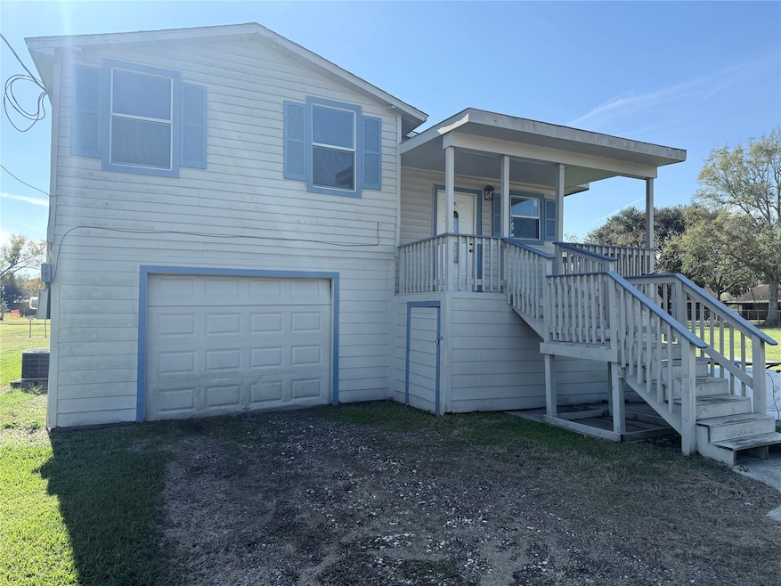 14005 Alles House St, Santa Fe, TX 77510 - photo 1