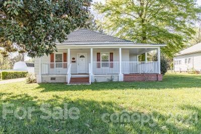 706 S Main St, Clover, SC 29710 - photo 1