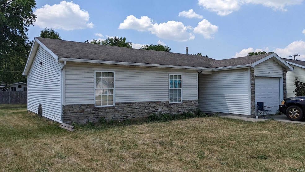 228 Columbian Ave, Bluffton, IN 46714 - photo 1