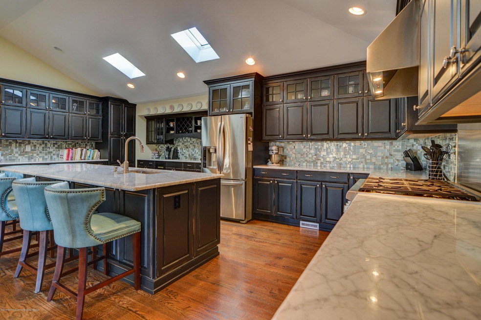 7 Tara Dr, Matawan, NJ 07747 - photo 1