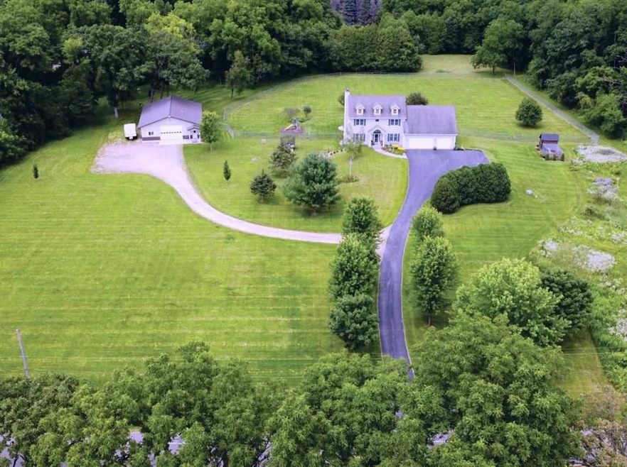 6080 Whalen Rd, Fitchburg, WI 53593 - photo 1