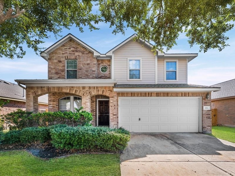 For Rent $2,300/month