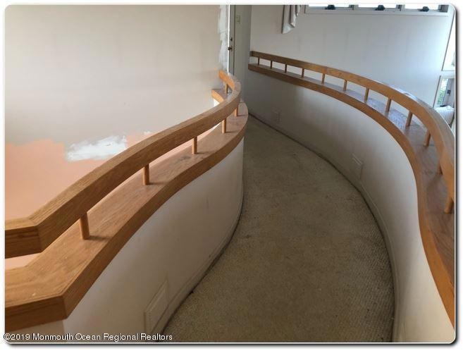 2ND_FLOOR_HALL