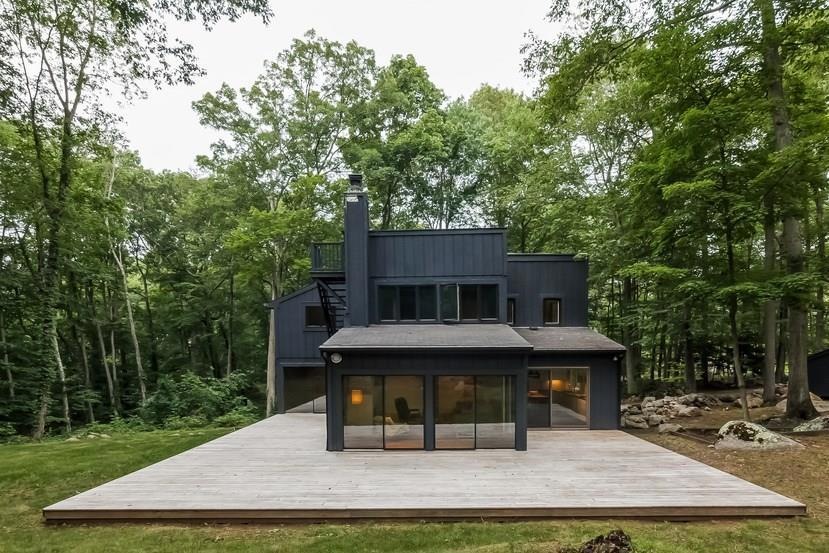 870 Moose Hill Rd, Guilford, CT 06437 - photo 1