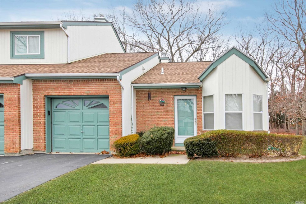 1 Timber Ridge Dr, Holtsville, NY 11742 - photo 1