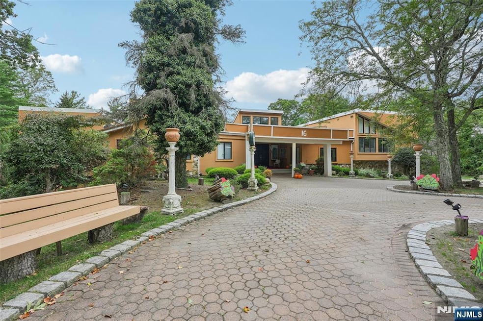 For Rent $36,000/month