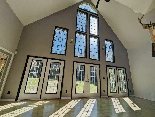 1208 Oak Dr, Manchester, TN 37355 - photo 1