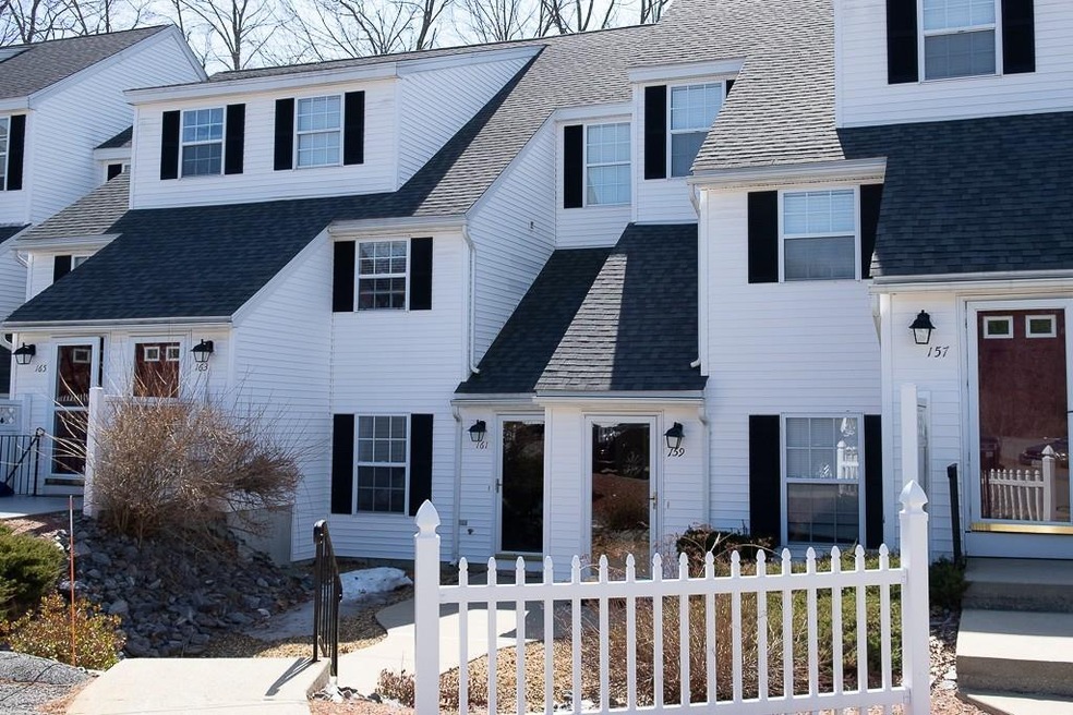 159 Berrington Rd, Leominster, MA 01453 - photo 1